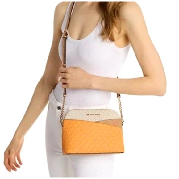 New Michael Kors Jet Set Travel Medium Dome Crossbody Pop Orange Multi - Picture 5 of 5